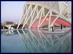 City of Arts and Sciences at sunset - Príncipe Felipe Science Museum